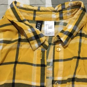 Yellow & black H&M plaid button up - never worn!